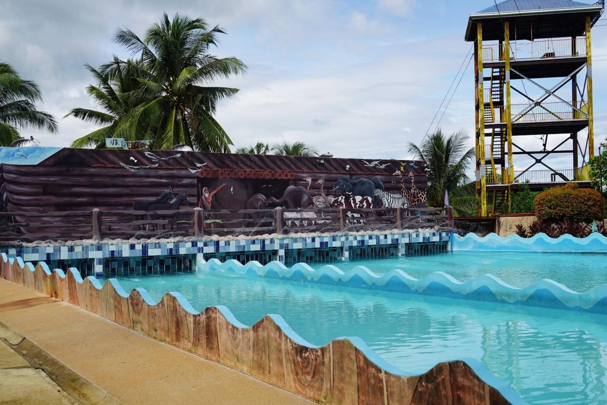 Hidden Valley Mountain And Wavepool Resort Pinamungahan Exterior foto