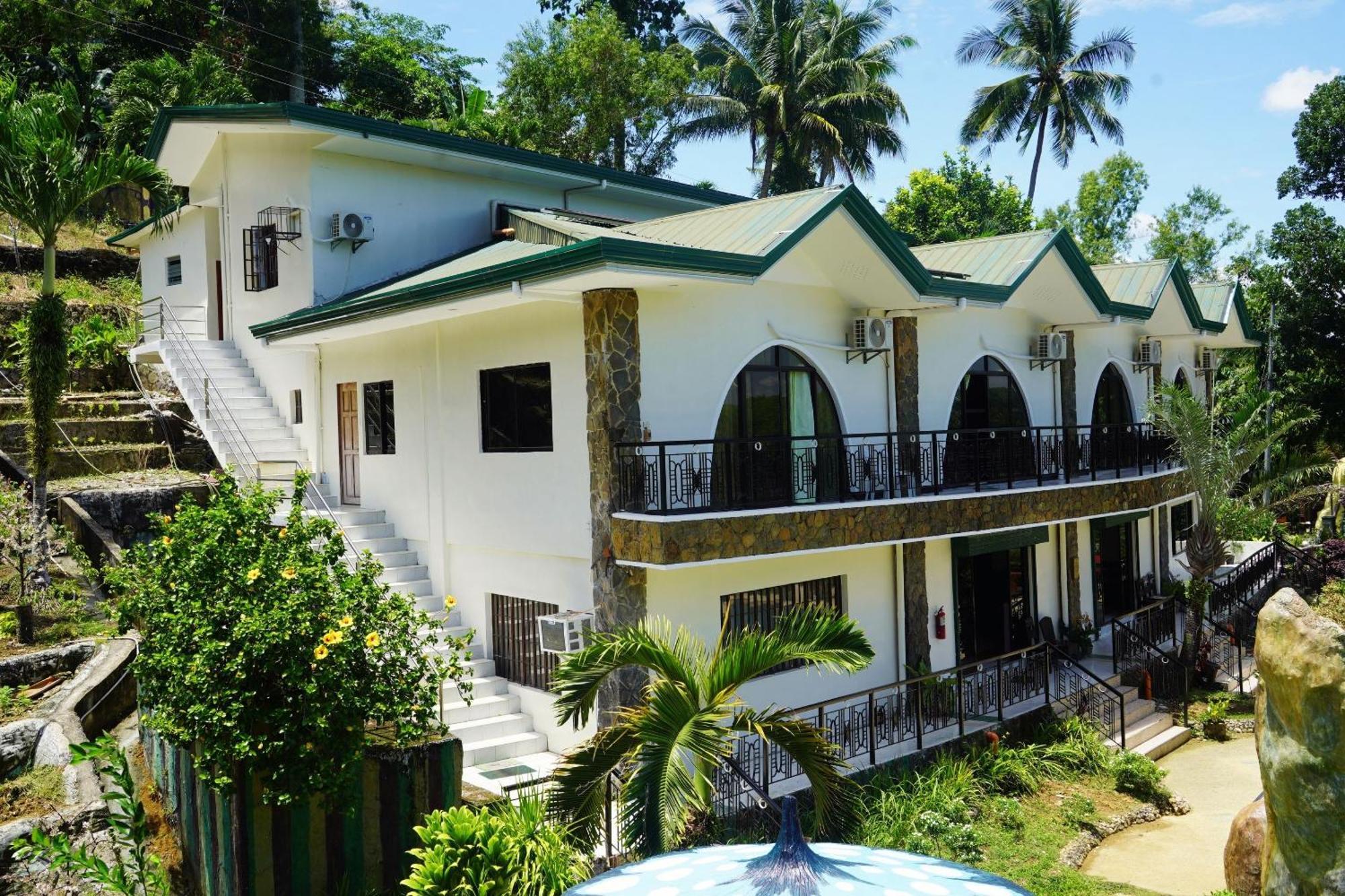 Hidden Valley Mountain And Wavepool Resort Pinamungahan Exterior foto
